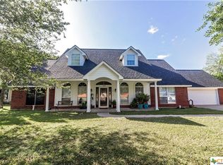 1020 Northgate Rd, Victoria, TX 77904