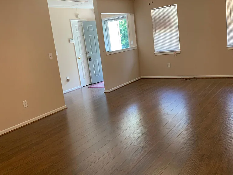 420 Oscar St — Photo 3
