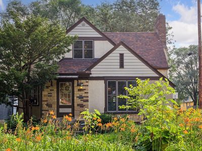 4200 Queen Ave N, Minneapolis, MN, 55412