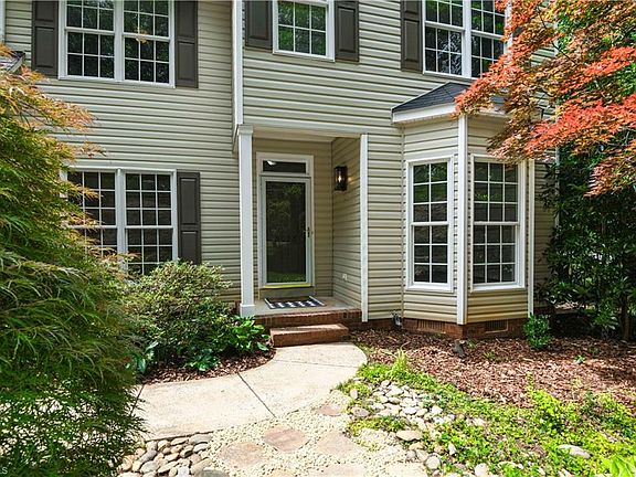 3rd image of 5923 Ballinger Rd