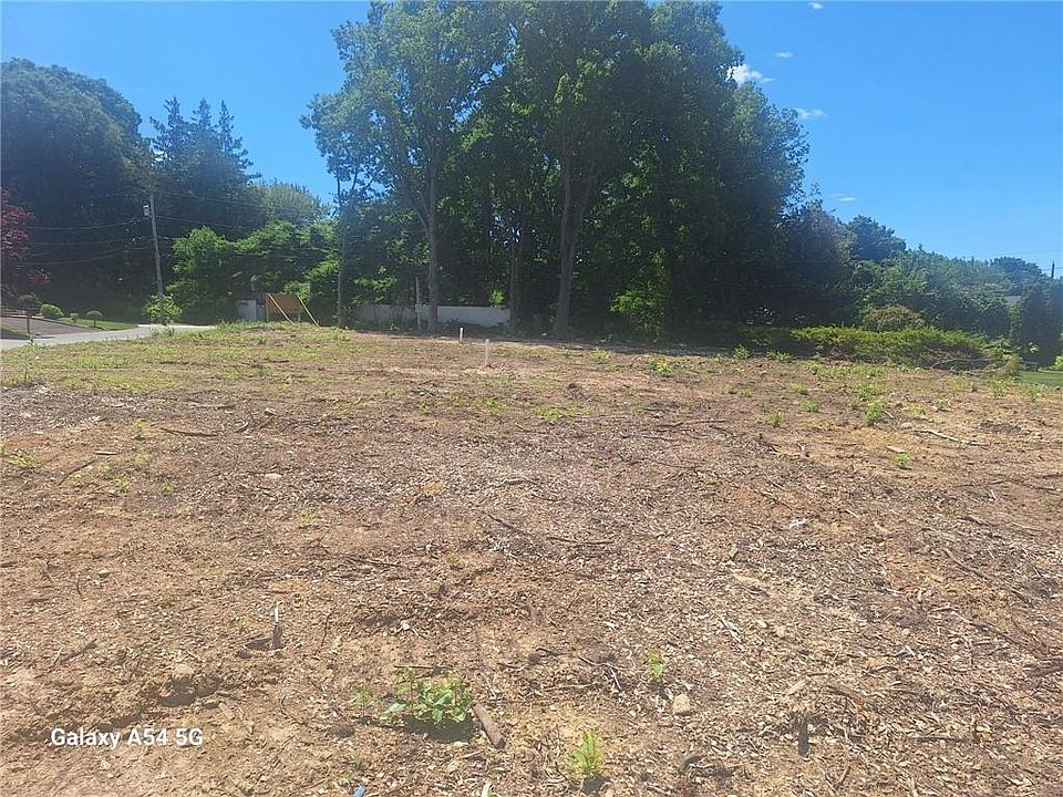 1st image of 1 Kernwood Ave