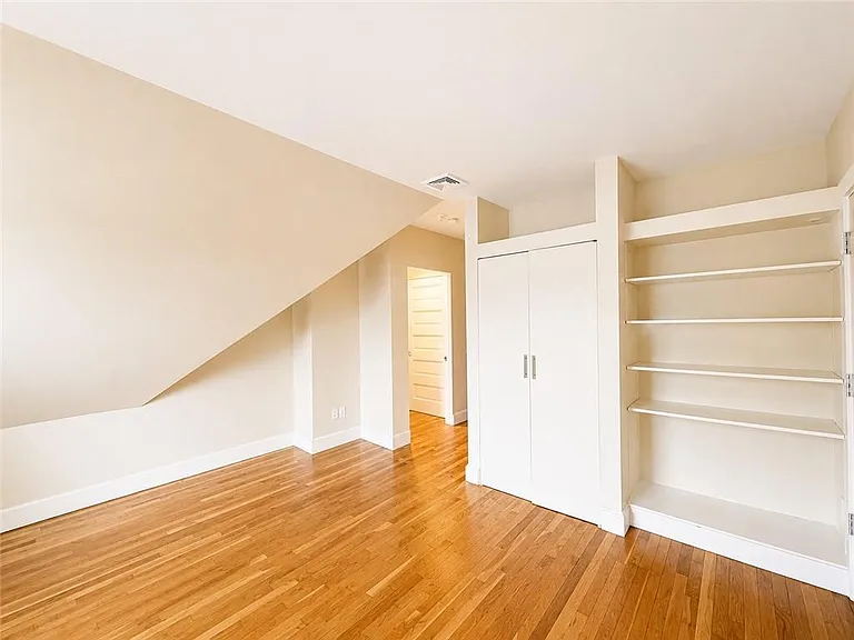 264 Bowen St #3E — Photo 7