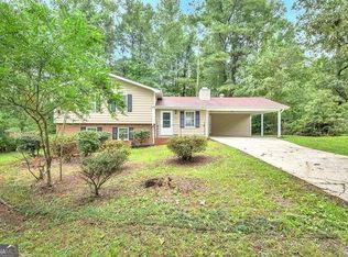 190 Pine Hill Dr, Carrollton, GA 30116