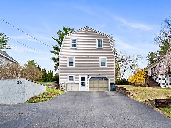 3rd image of 34 Maple Rd