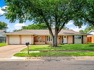 436 Fieldwood Ter, Hurst, TX 76053