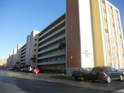 1000 NE 12th Ave APT 504, Hallandale Beach, FL, 33009