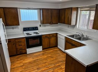 516 Hamilton St #516, Medford, OR 97501