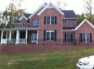 323 Crestridge Dr, Scott Depot, WV 25560