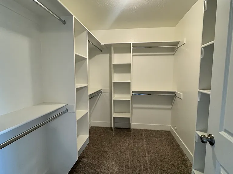 836 Almo Ave — Photo 14