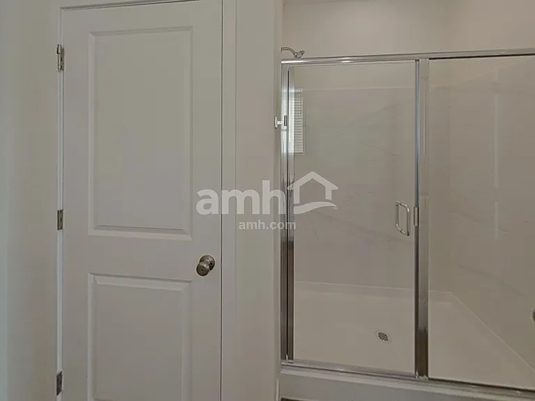 889 English Primrose St — Photo 7