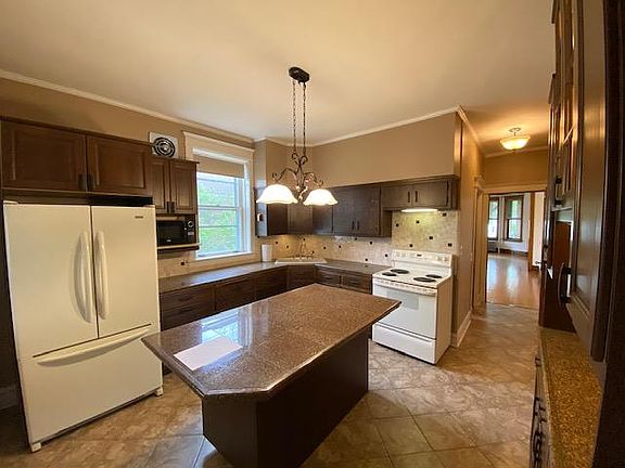 4th image of 7651 Monroe St #1