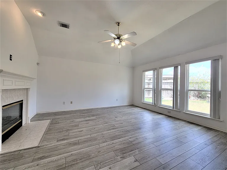 living room_07062022