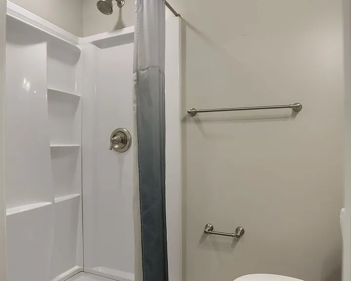 1207 Anglesea St — Photo 14