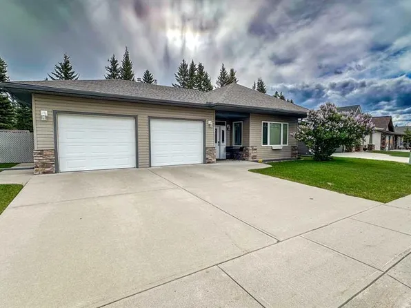 603 W 5th St SW, Sundre, AB T0M 1X0
