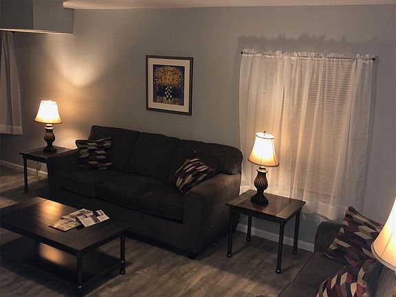 Living room photo 1