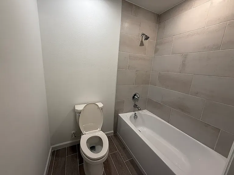 8786 SW 69th Ter — Photo 7