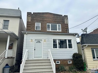 325 Milburn Ave, Lyndhurst, NJ, 07071