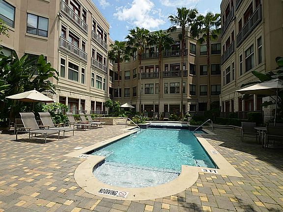 3rd image of 1901 Post Oak Blvd APT 2608