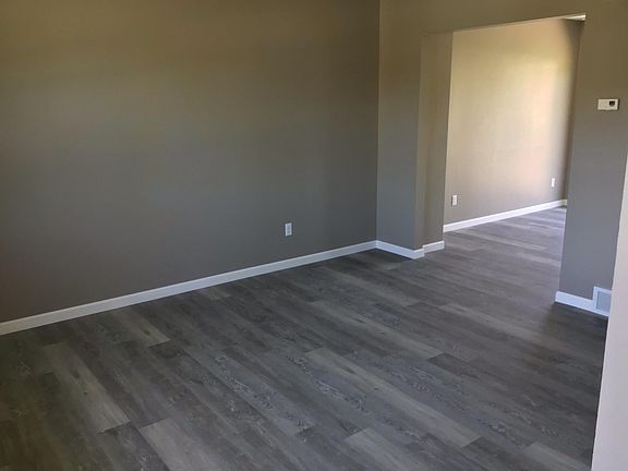 3rd image of 1843 Lakeview Dr #1843