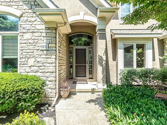 2nd image of 6902 Lakeside Ct