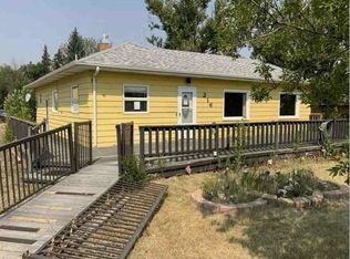 216 3rd Ave SE, Dutton, MT 59433