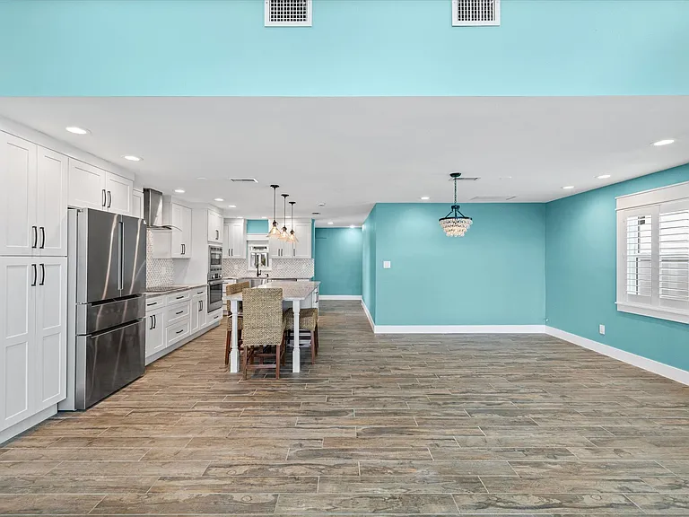 6323 Bayou Grande Blvd NE — Photo 10