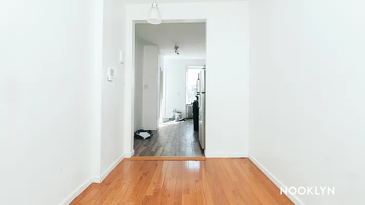 Rented by Nooklyn NYC LLC | media 4