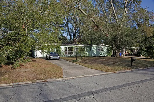 1342 Francis St Photo 1