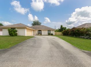 1817 Nanton St NW, Palm Bay, FL 32907