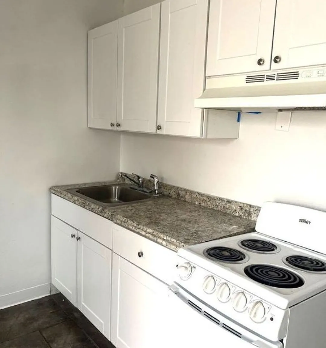 525 Mesilla Street SE — Photo 2