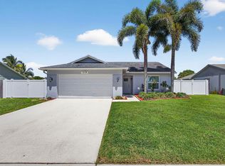 1274 McDermott Ln, Royal Palm Beach, FL 33411