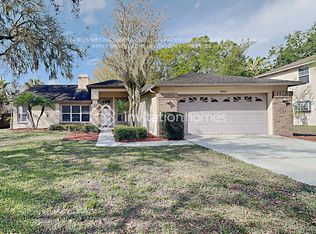 3805 Polumbo Dr, Valrico, FL 33596