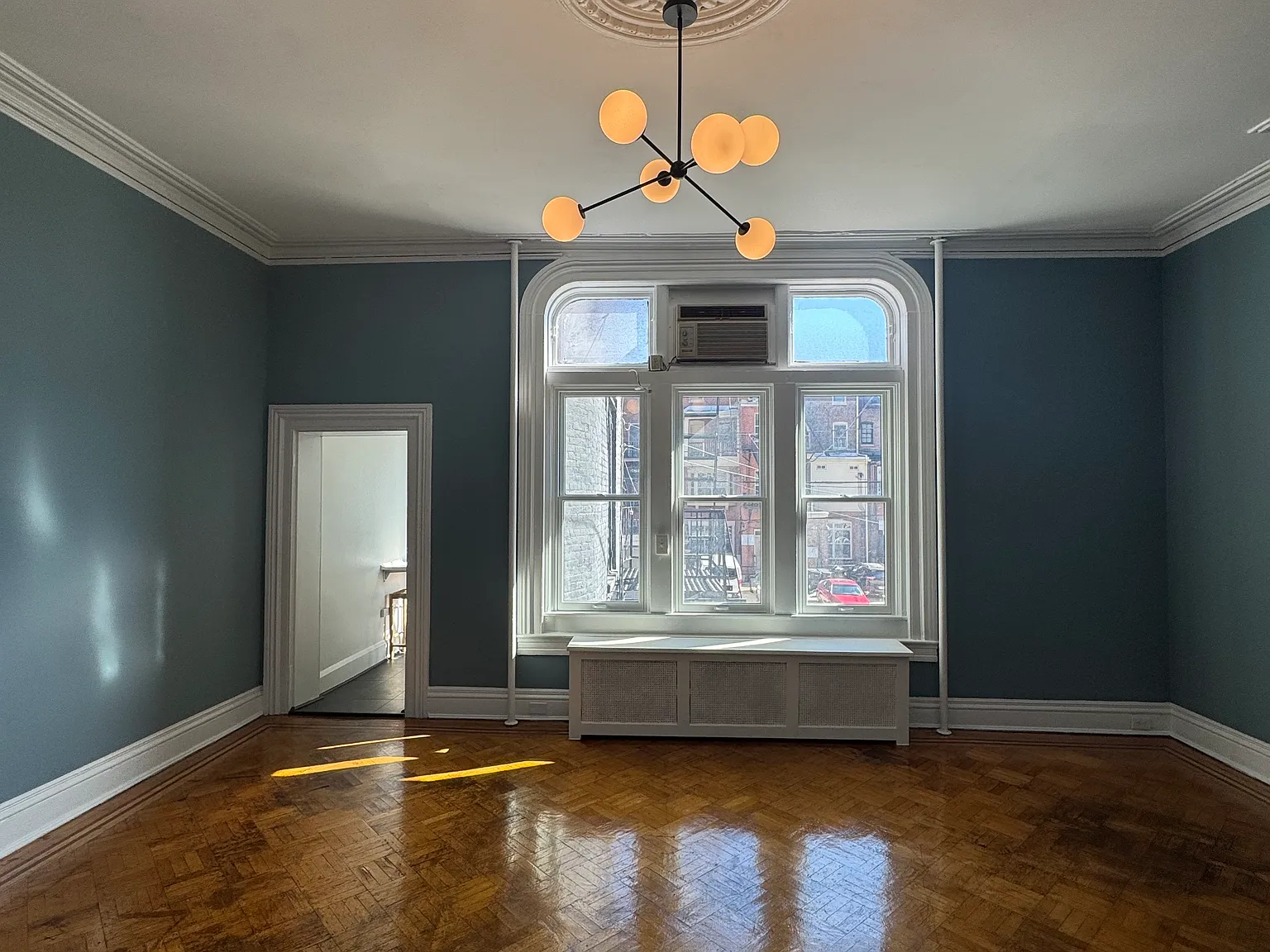 Studio, 850 sqft, $1,200 — Photo 3