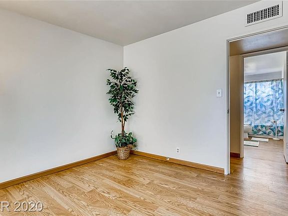 3rd image of 1655 Vegas Valley Dr