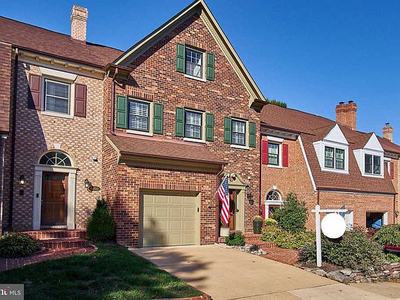 2nd image of 6364 Brampton Ct