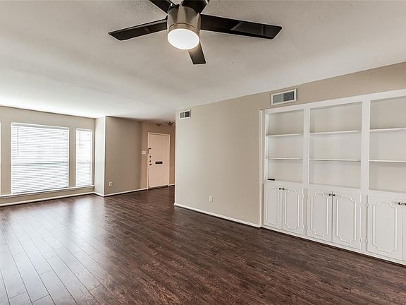 5th image of 13062 Trail Hollow Dr