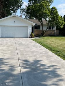 23663 David Dr, North Olmsted, OH, 44070