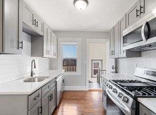 10 Centre Ave #5, Dorchester Center, MA 02124