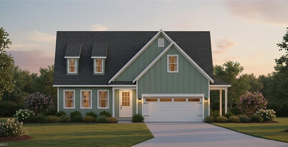1st image of 504 Saddleback Rd