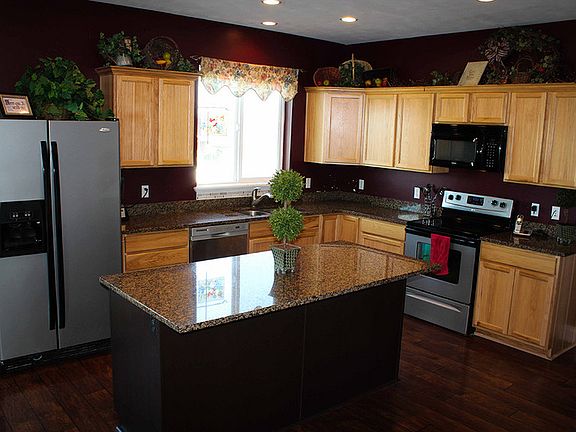 3rd image of 3814 S Lake Vista Dr