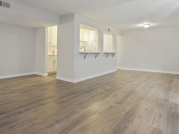 4th image of 600 E Olive Ave APT 209