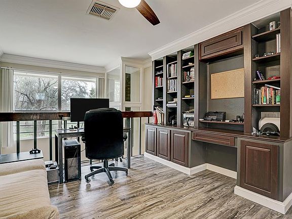 5th image of 16262 Seahorse Dr