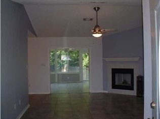 7 Stowe Rd, Mary Esther, FL 32569