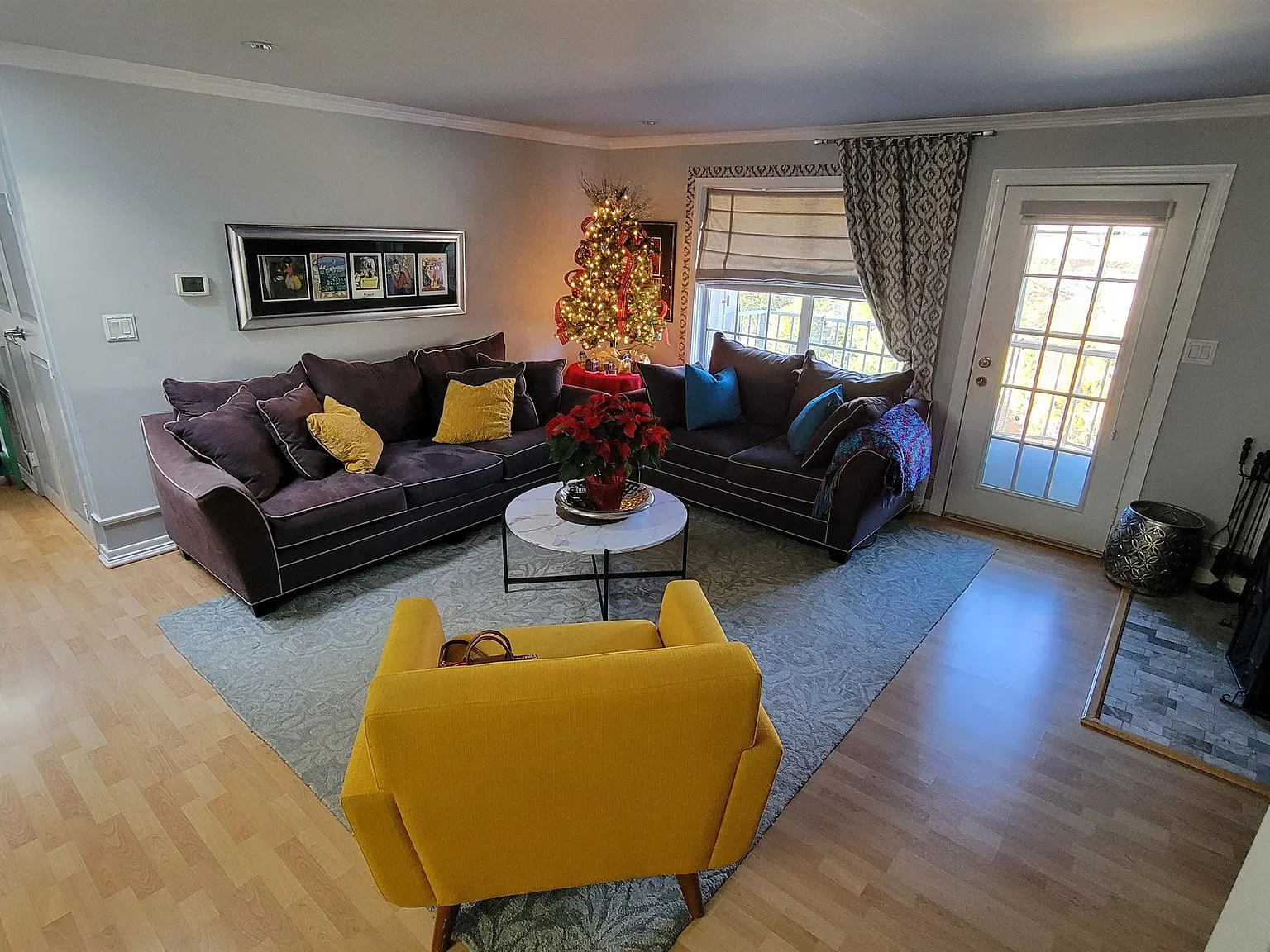 Crown Village — Photo 4