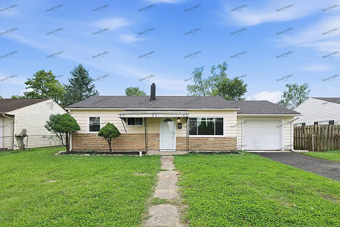 94 Marchmont Dr