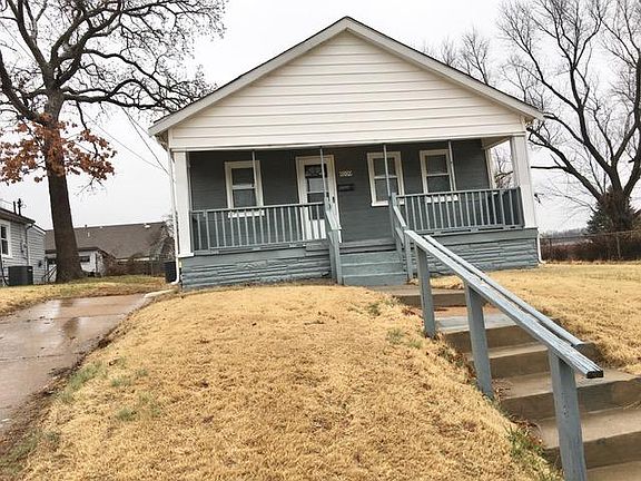 2nd image of 8109 Hicks Ave