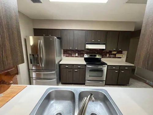 10821 SW 24th Ave Photo 1