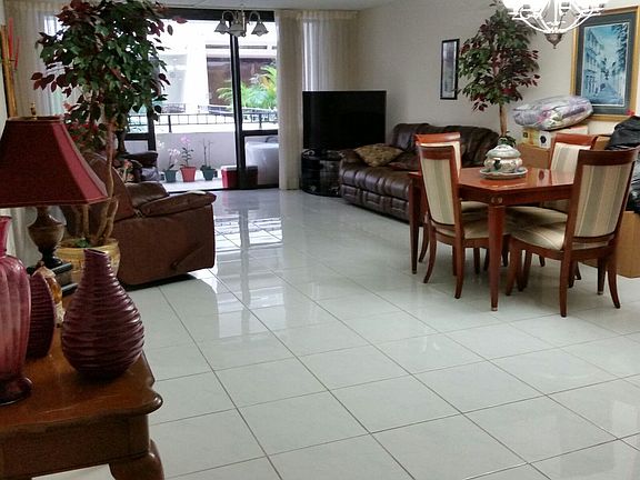 4th image of 13953 Kendale Lakes Cir #206B