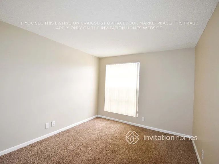 1282 Seagrape Cir — Photo 6