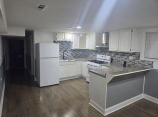 2453 E 73rd St, Chicago, IL 60649